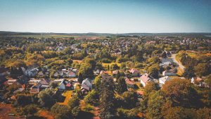 A falu szíve madártávlatból